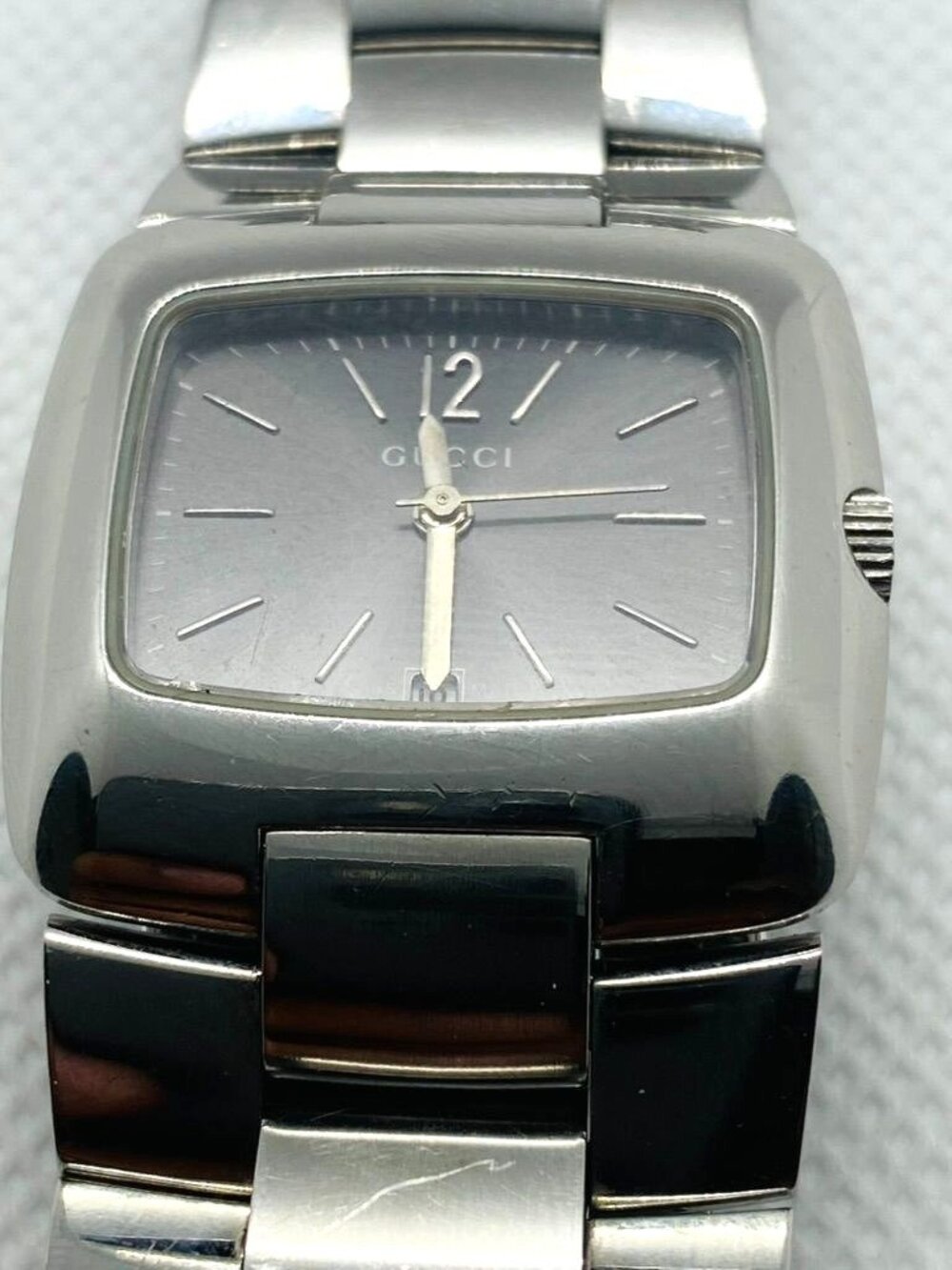 Gucci 8500L Quartz Watch Stainless Steel 29mm Case 6.5"